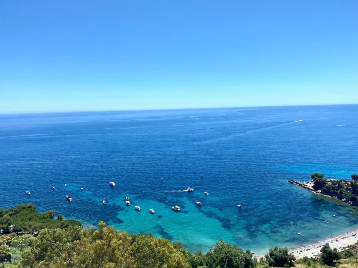 Kiss Of Sea - Balzi Rossi & Baia Beniamin Apartment เวนติมิญา ภายนอก รูปภาพ