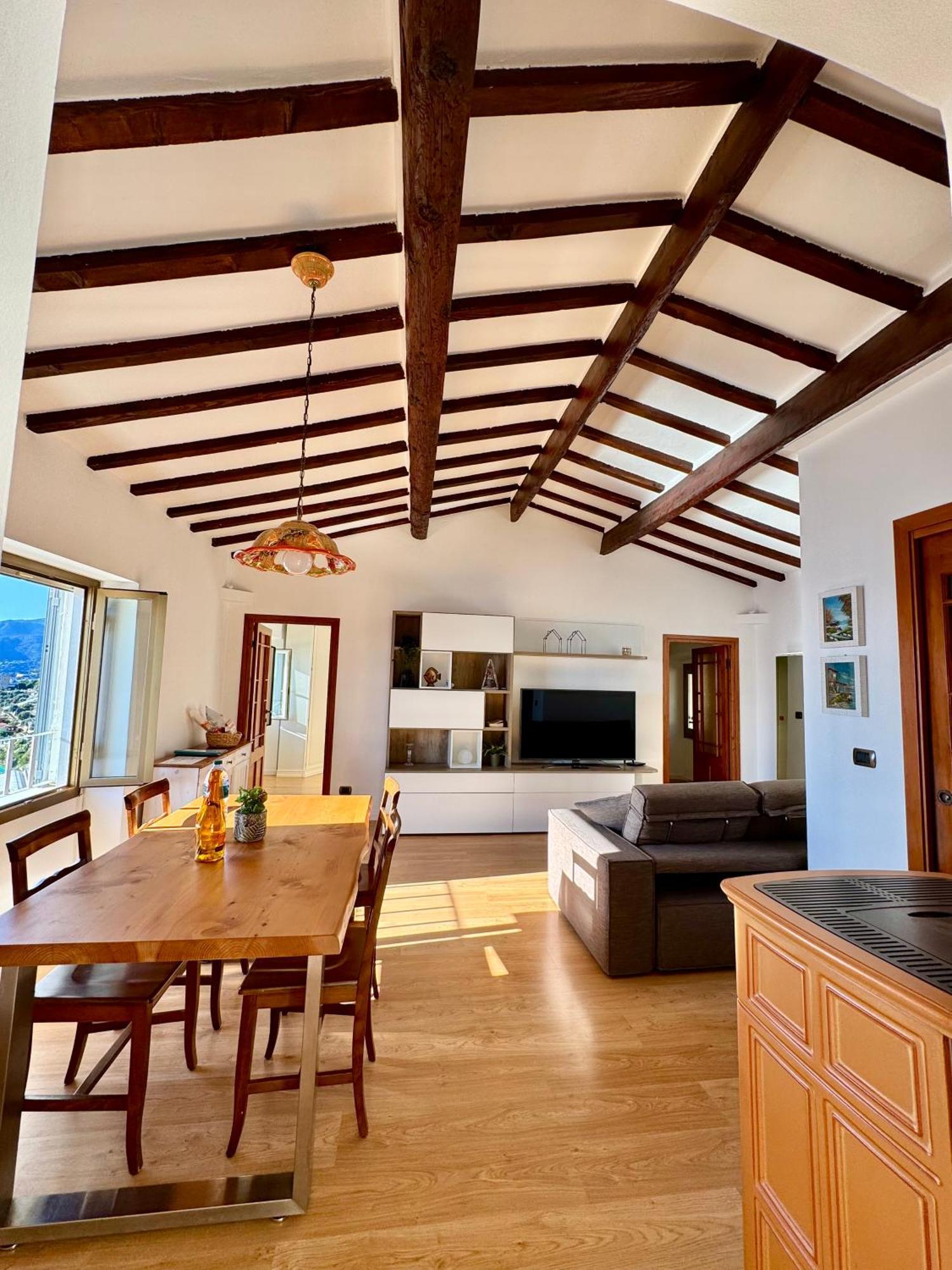 Kiss Of Sea - Balzi Rossi & Baia Beniamin Apartment เวนติมิญา ภายนอก รูปภาพ