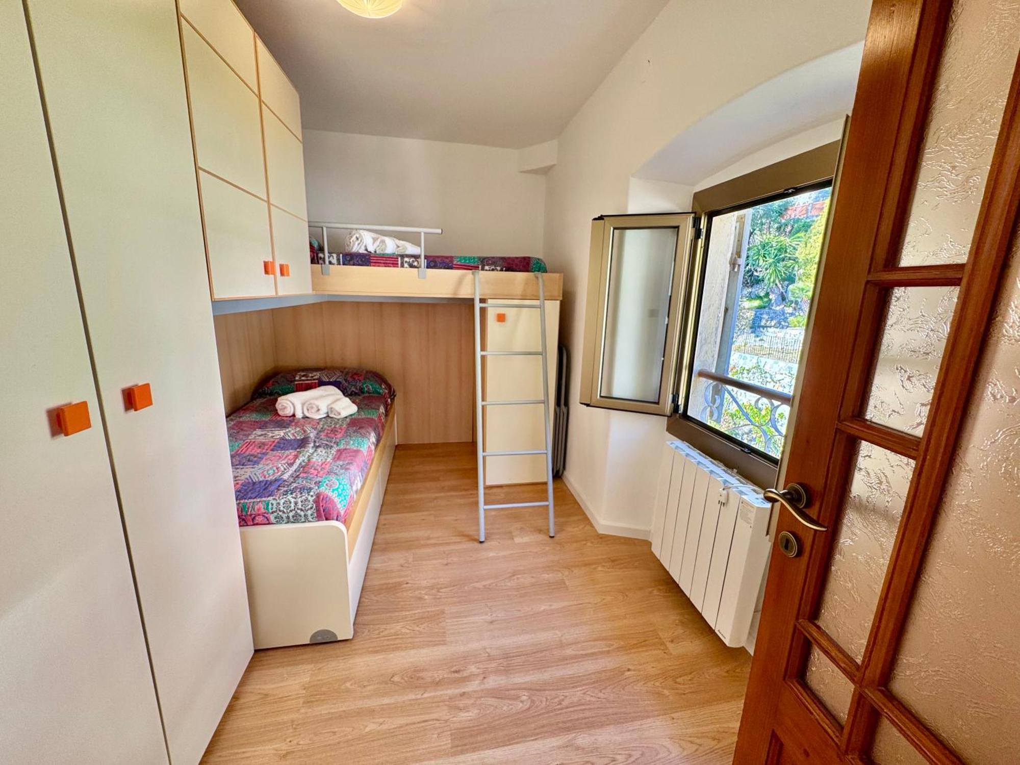 Kiss Of Sea - Balzi Rossi & Baia Beniamin Apartment เวนติมิญา ภายนอก รูปภาพ
