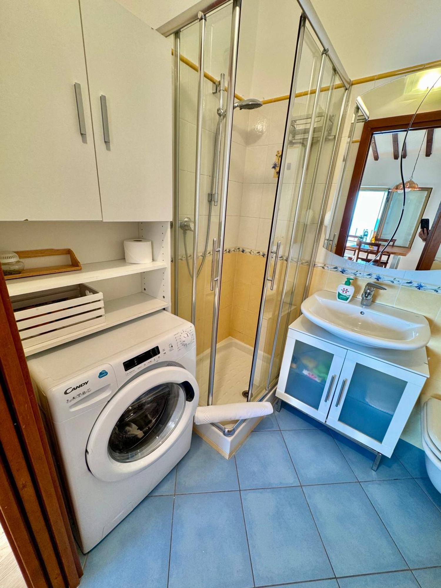 Kiss Of Sea - Balzi Rossi & Baia Beniamin Apartment เวนติมิญา ภายนอก รูปภาพ